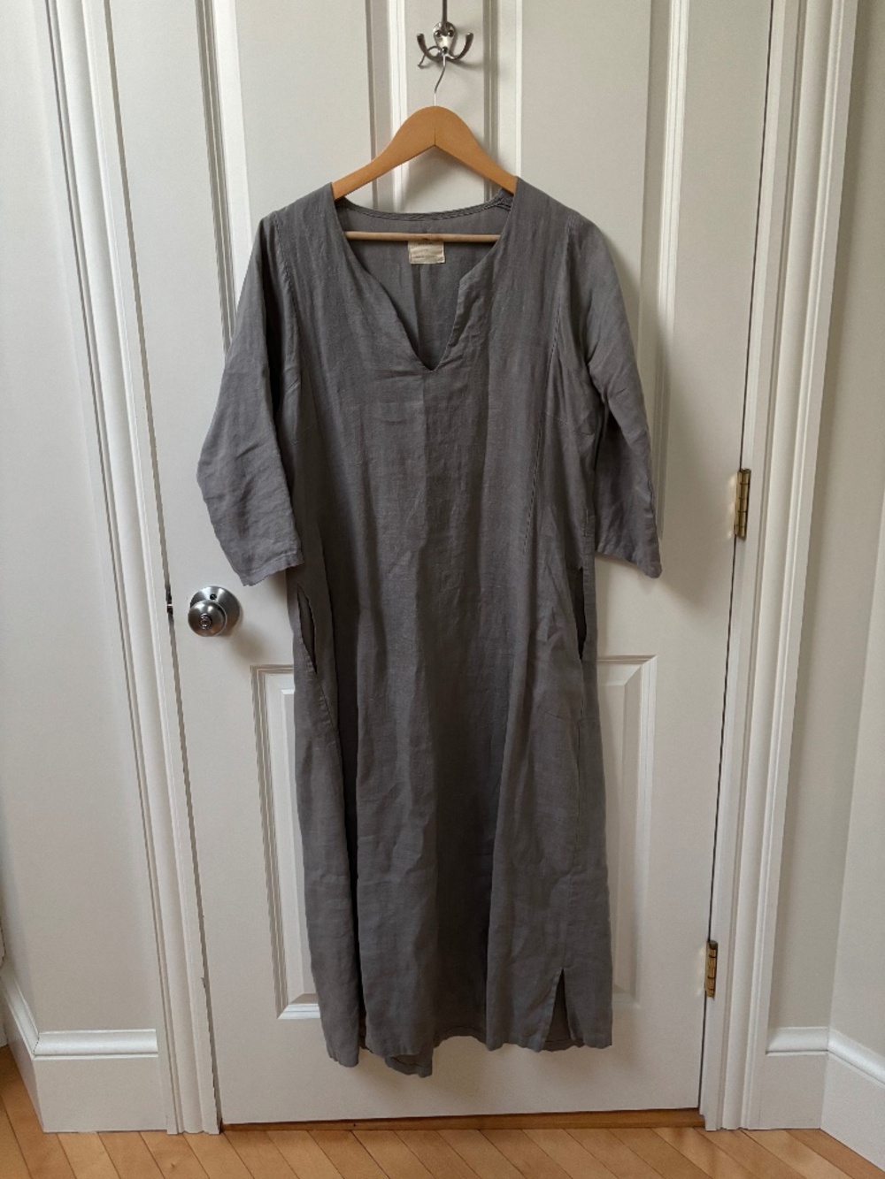 Jess Brown linen caftan dress